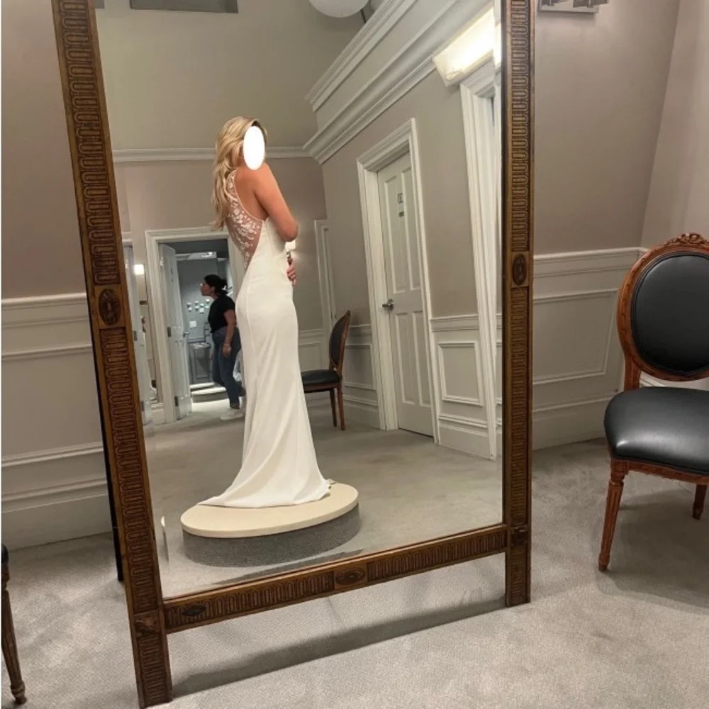 NWT Amsale Donna Wedding Dress - Never Worn (Kleinfeld Bridal) - Size 8 (US 6) - Picture 3 of 9
